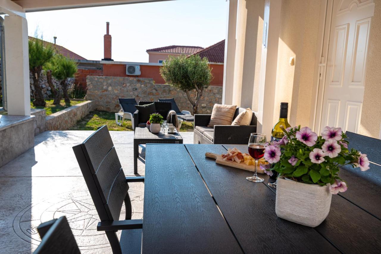 Holiday House Ventum Ražanac Екстериор снимка