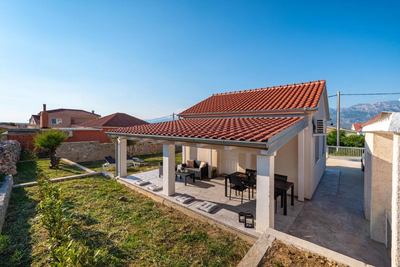 Holiday House Ventum Ražanac Екстериор снимка